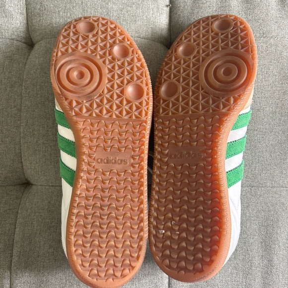 Sporty & Rich x Adidas Sambas - Picture 8 of 12